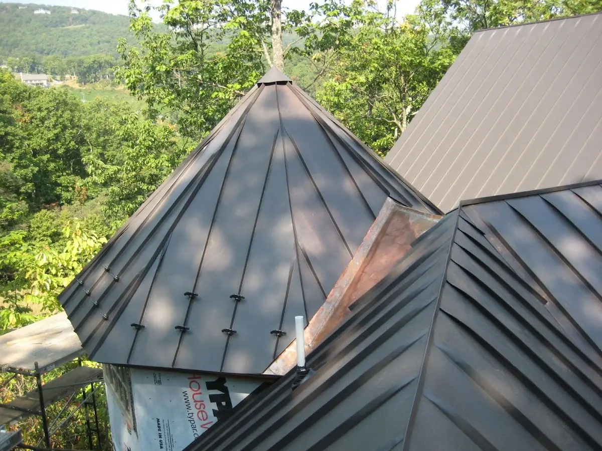 Professional Roof Tarp Installation by Craftsman Roofing in Buda